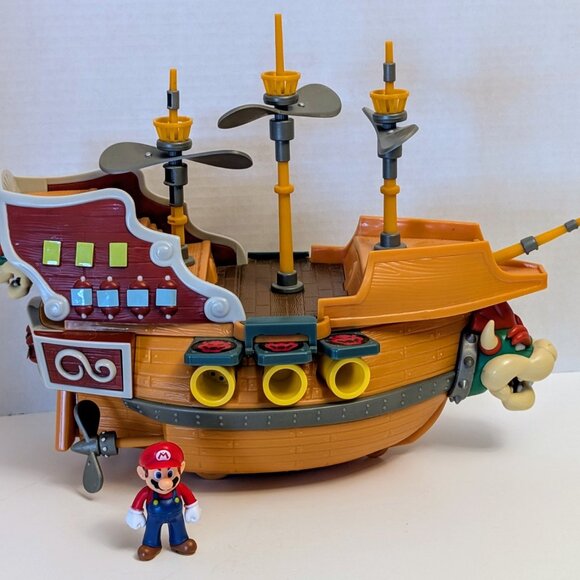 Jakks Other - Super Mario Deluxe Bowser's Airship Jakks Pacific Toys No-Smoke Home Sound Works